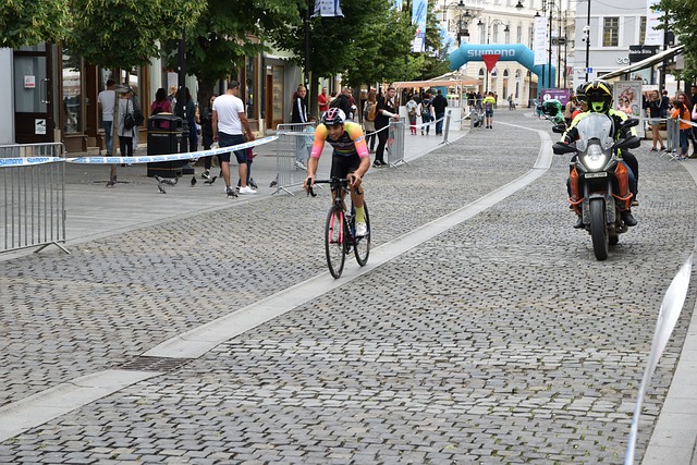 的防守有问 的防守有问